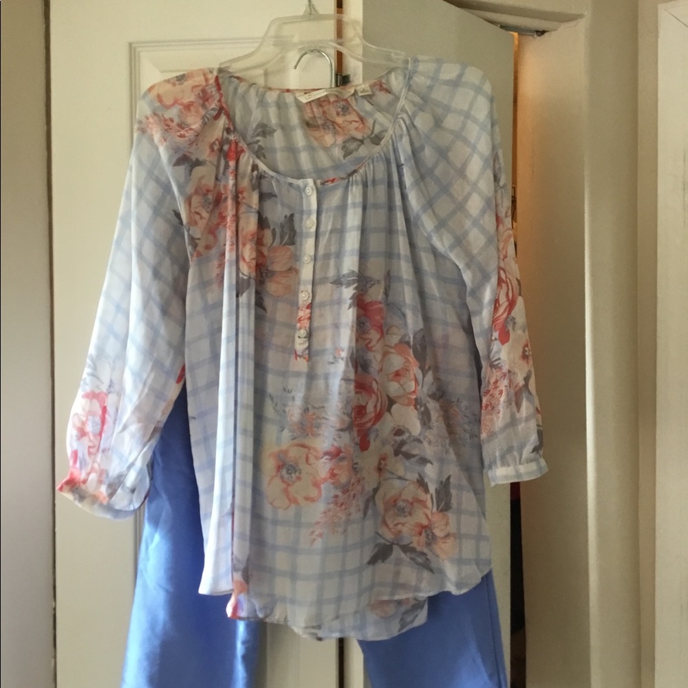 Two piece blouse and capri set